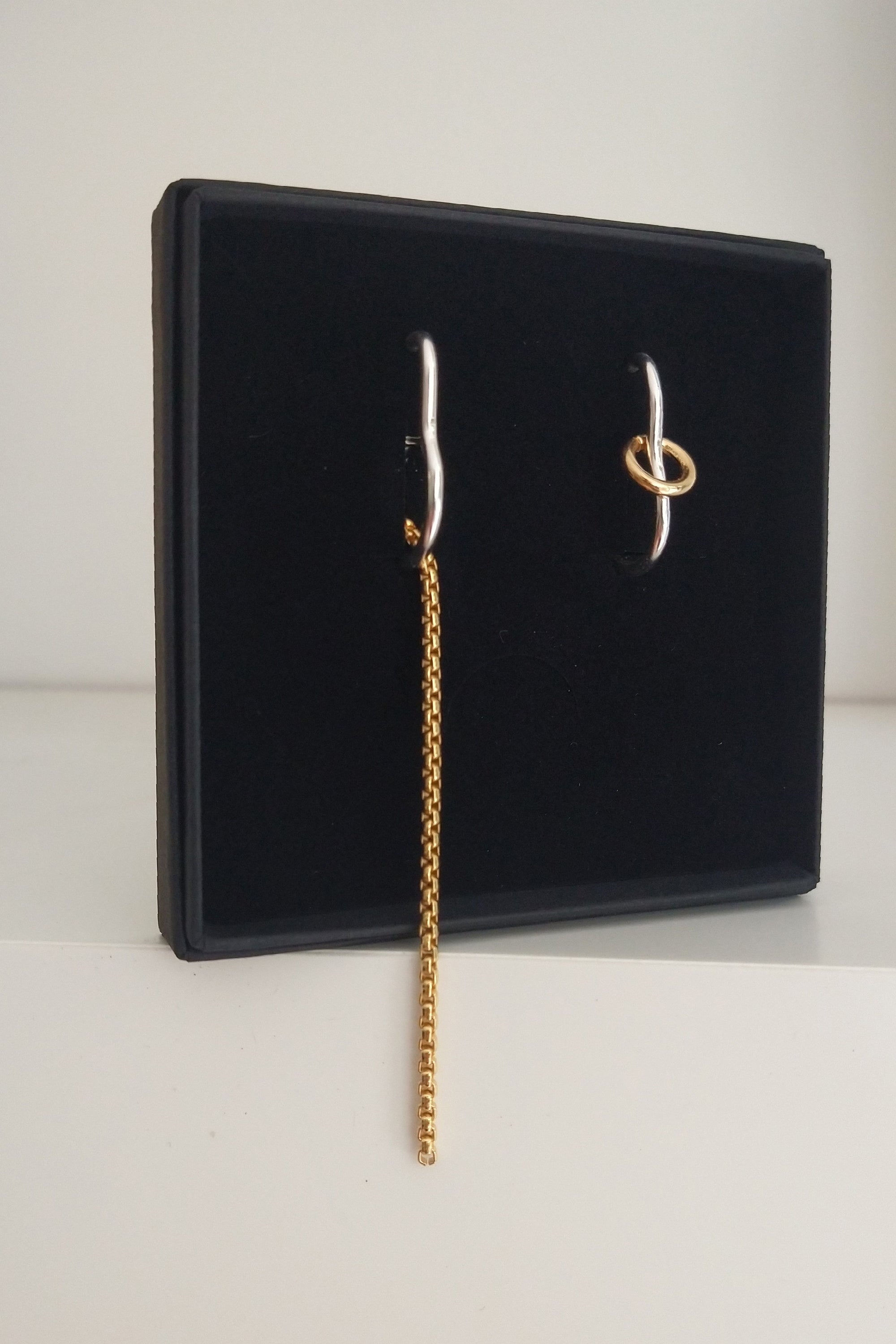 Mira earrings