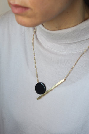 Minimal and gemetric gold plated necklace