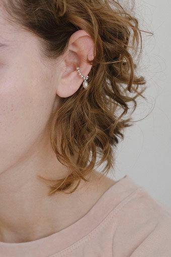 BORA PEARL EAR CUFF