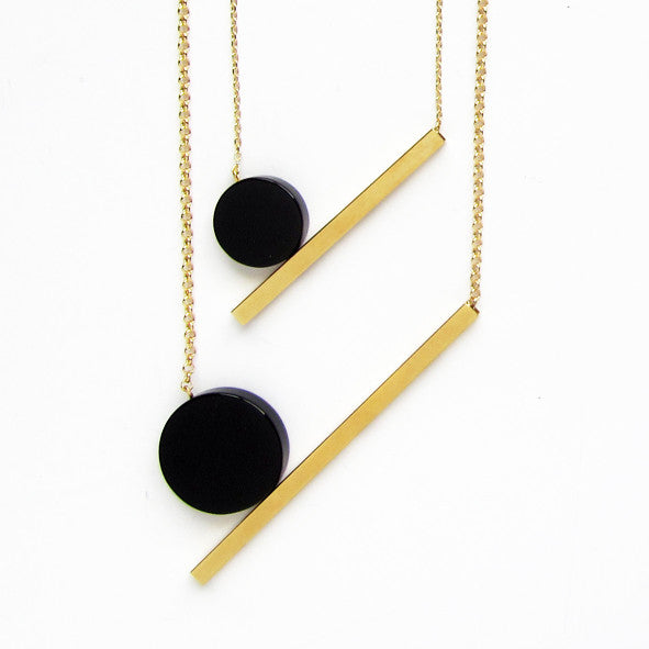 Minimal and gemetric gold plated necklace